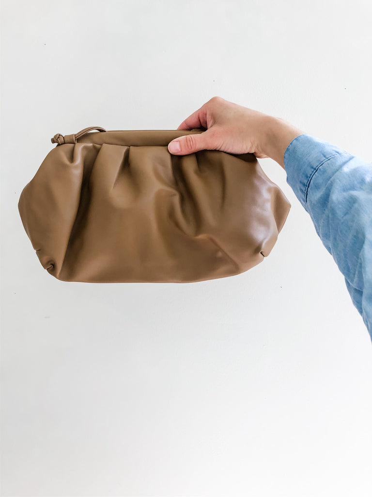 JOLLQUE Shoulder Bag for Women,Small Leather Dumpling Bag Handbag Purse,Gold  Chain Going Out Evening Clutch Purses (Black): Handbags